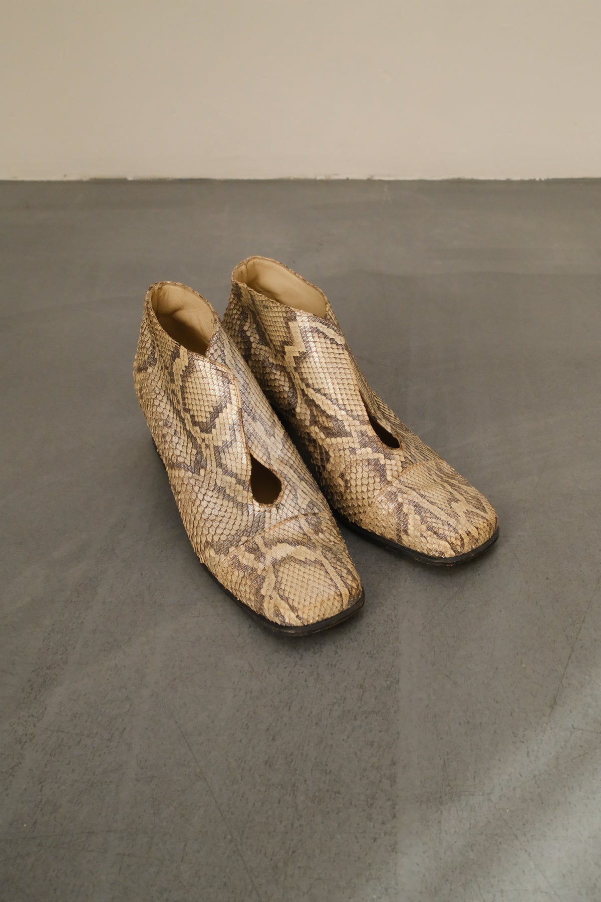 Loewe python loafers 1960s (price upon request)